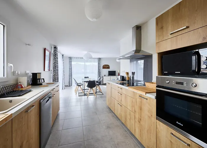 Le Jardin Paisible - A 2 Km De La Barneville-Carteret